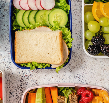 Foto de lanches sem glúten que você pode levar em viagens.